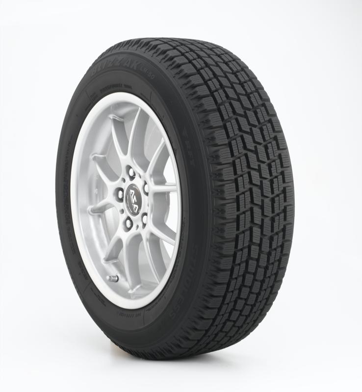 Bridgestone Blizzak LM-50 RFT P225/60R17 tires